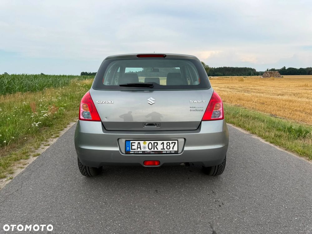 Suzuki Swift 1.3 Comfort - 17