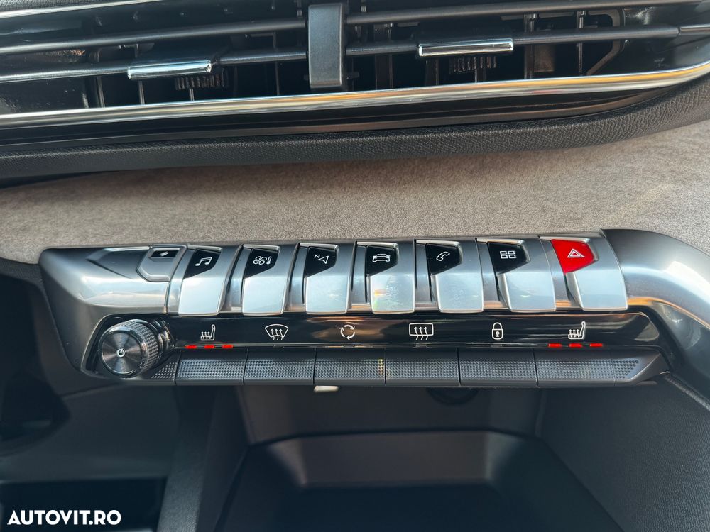 Peugeot 3008 PHEV 225 EAT8 GT - 40