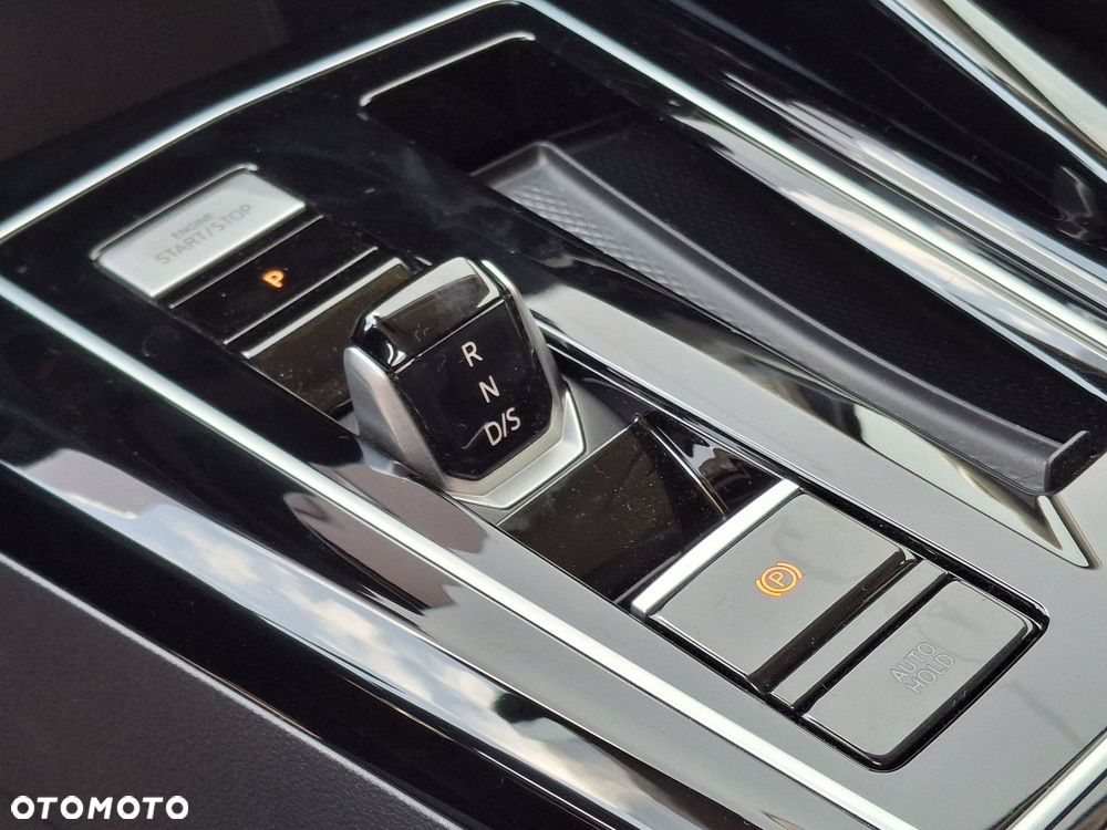 Volkswagen Golf - 21