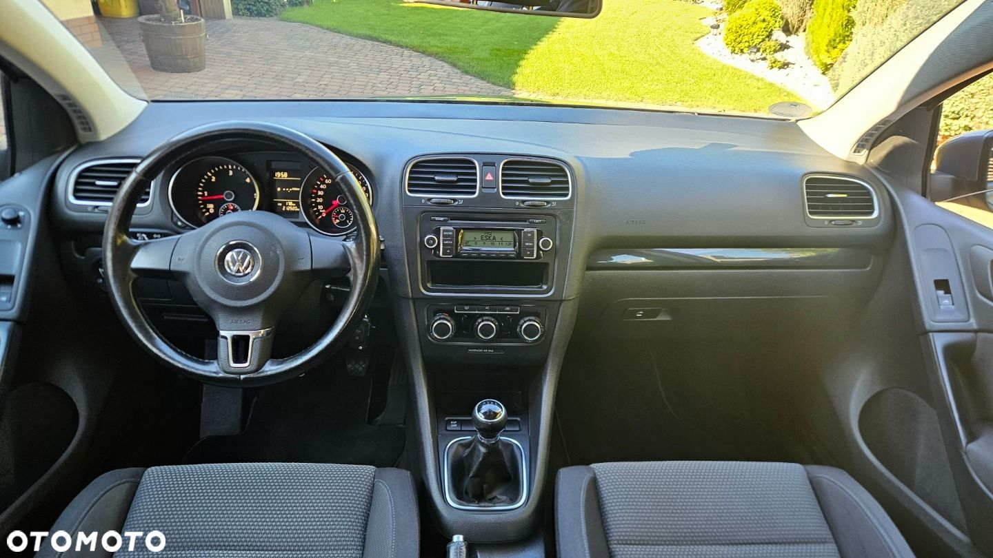 Volkswagen Golf - 17