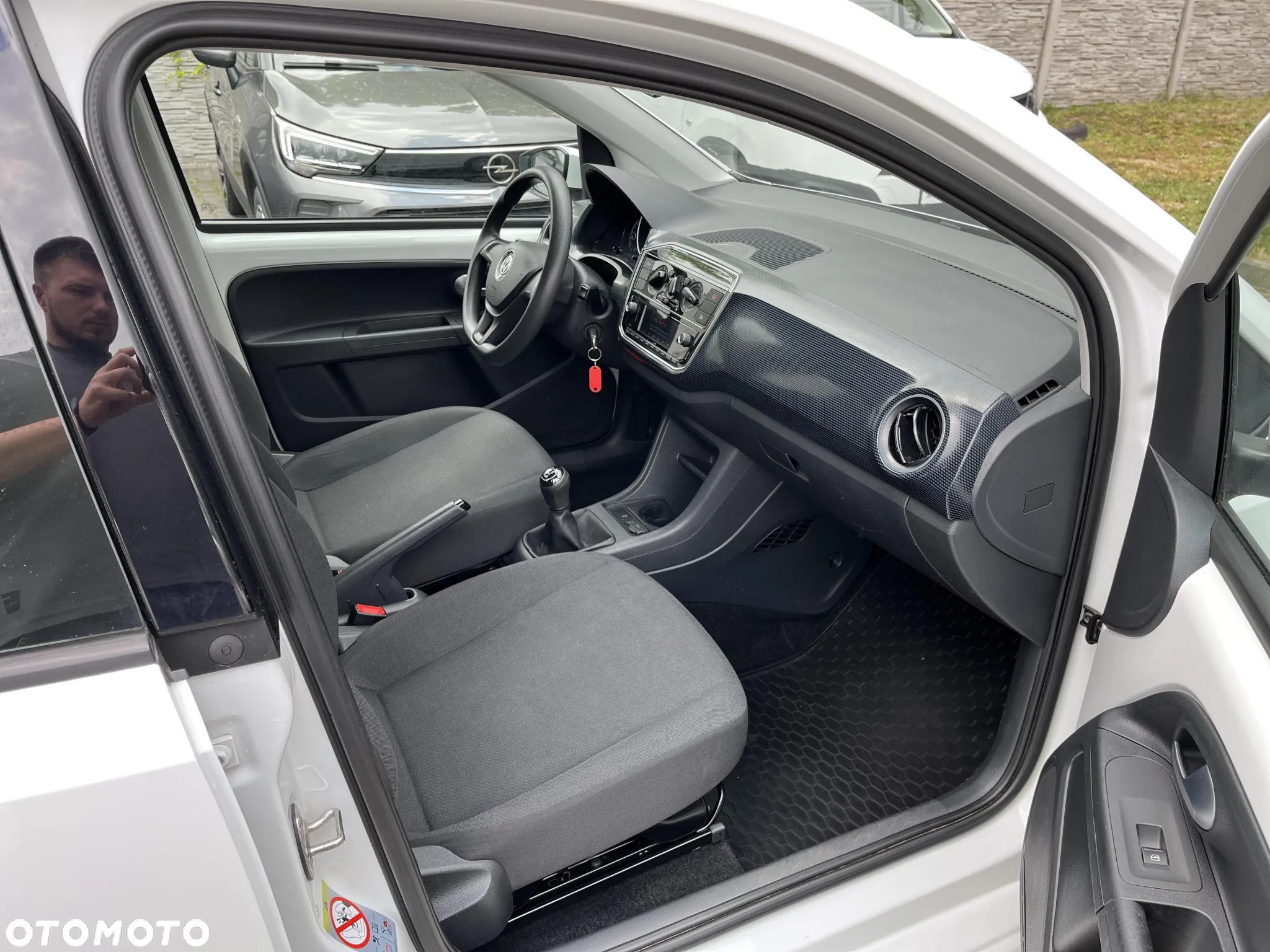 Volkswagen up! 1.0 move - 21