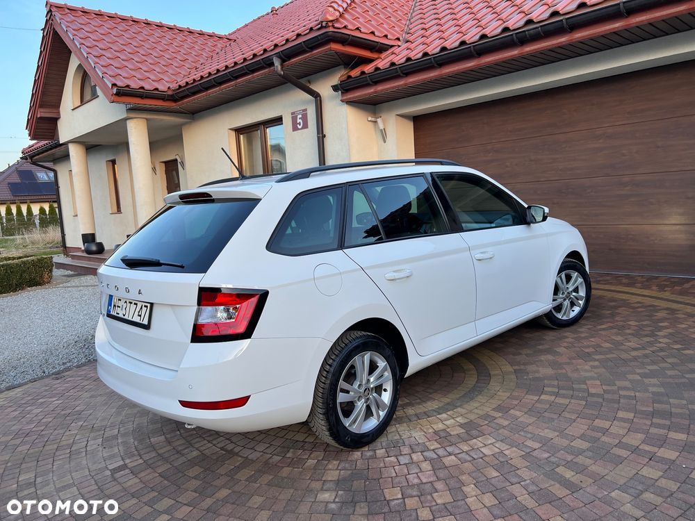 Skoda Fabia 1.0 TSI Ambition - 33