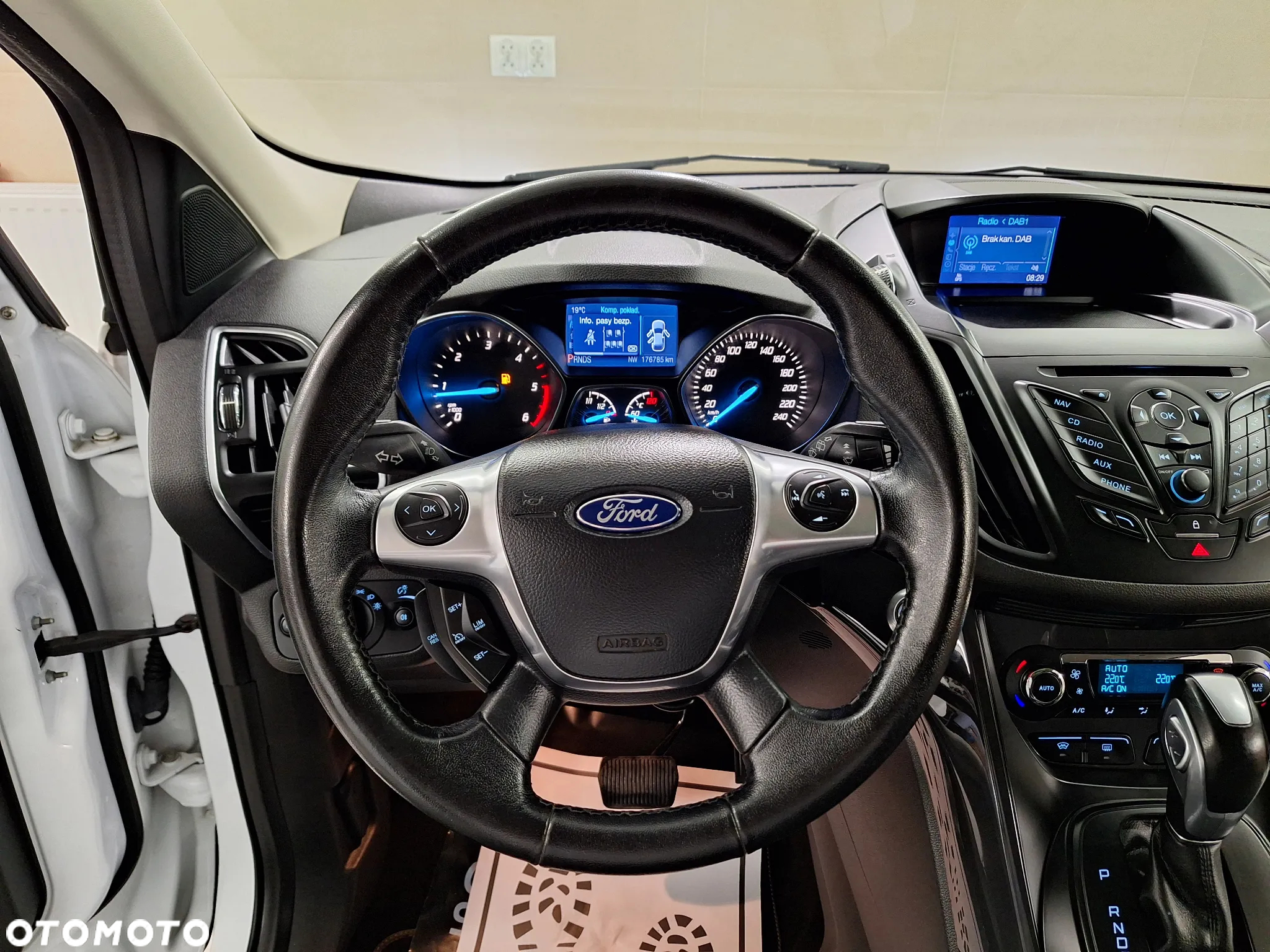 Ford Kuga 2.0 TDCi 4WD Titanium - 32