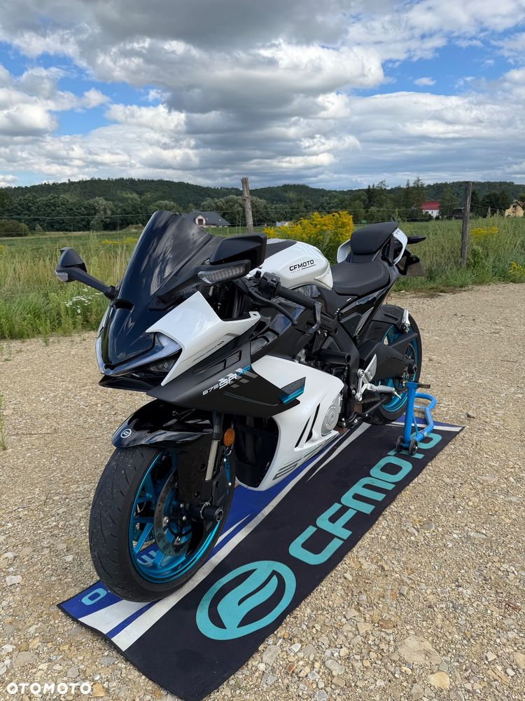 CFMoto 675SR - 14