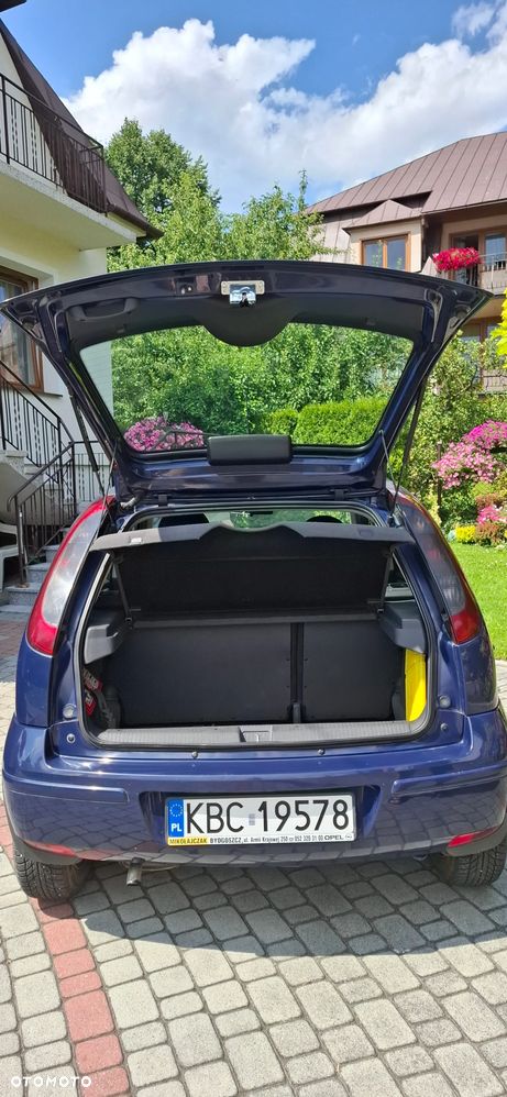 Opel Corsa - 8