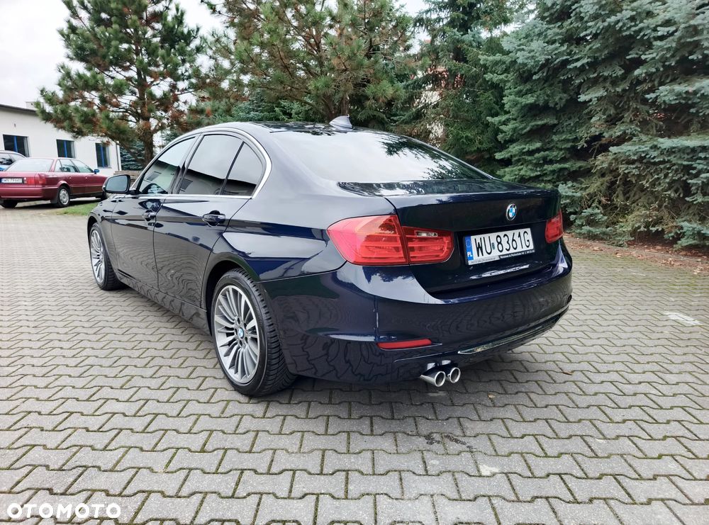 BMW Seria 3 325d - 8