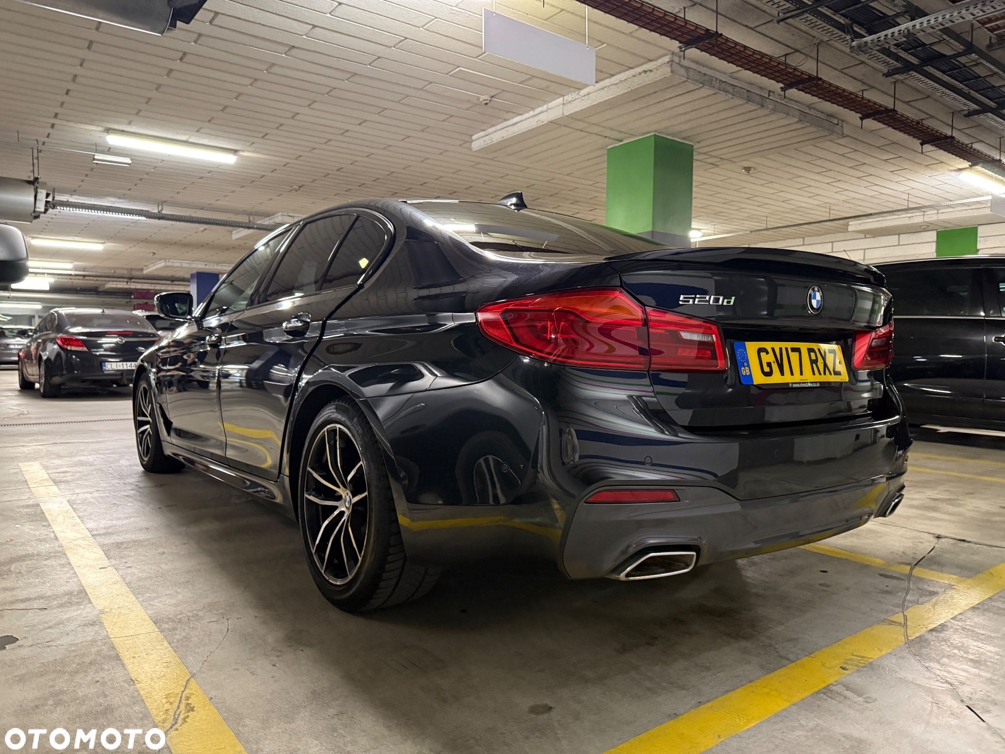 BMW Seria 5 520d M Sport - 1