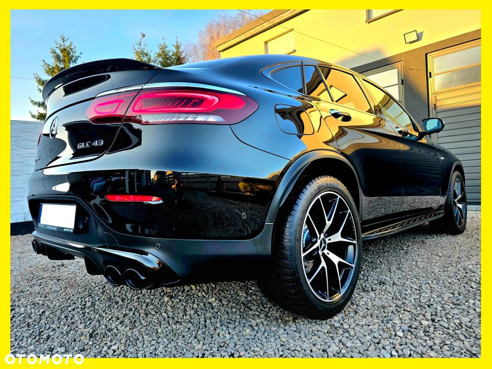 Mercedes-Benz GLC - 1