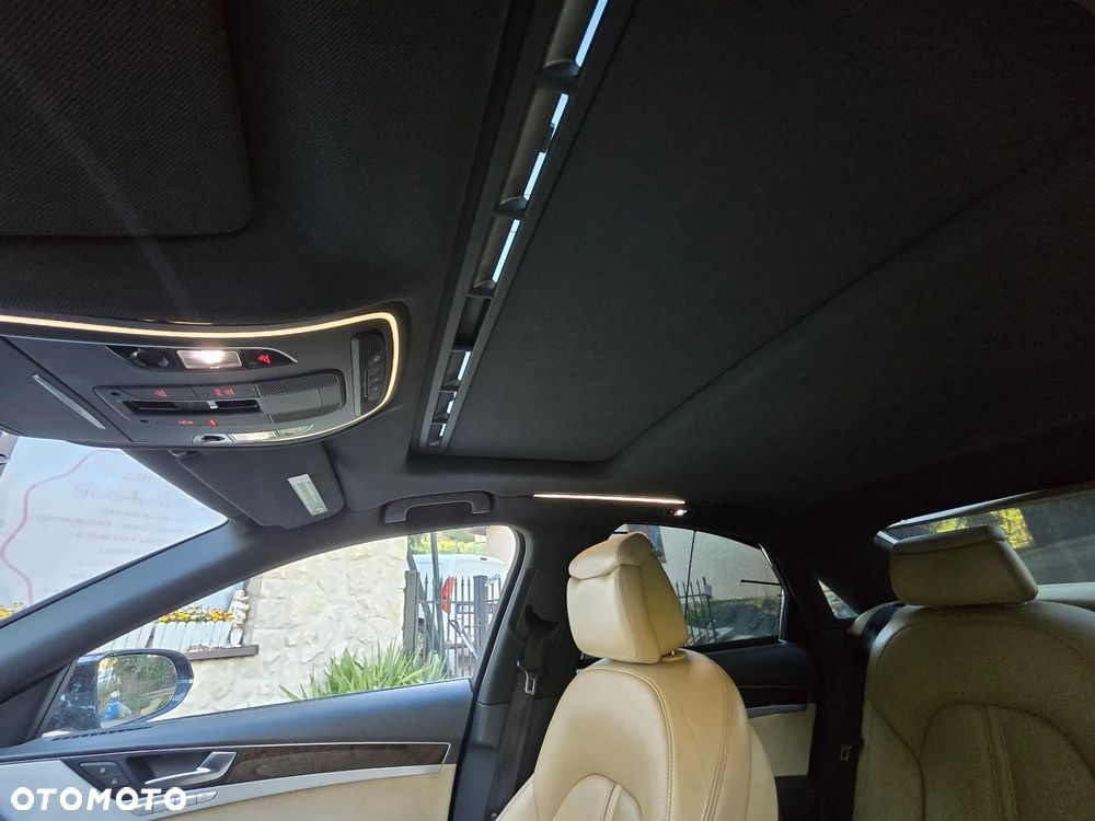 Audi A8 4.2 FSI Quattro - 12