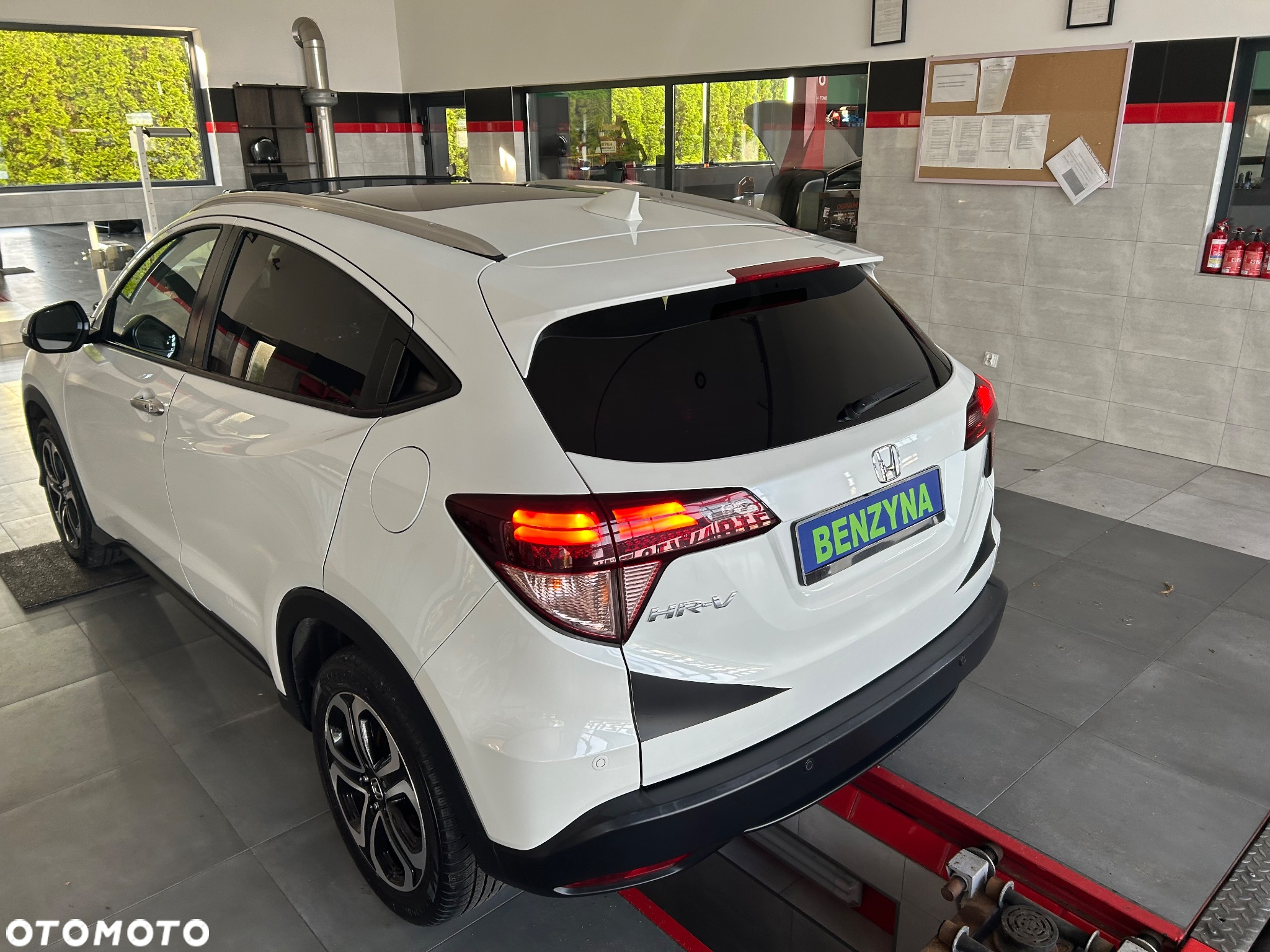 Honda HR-V 1.5 Elegance (ADAS/Honda Connect+) CVT - 6