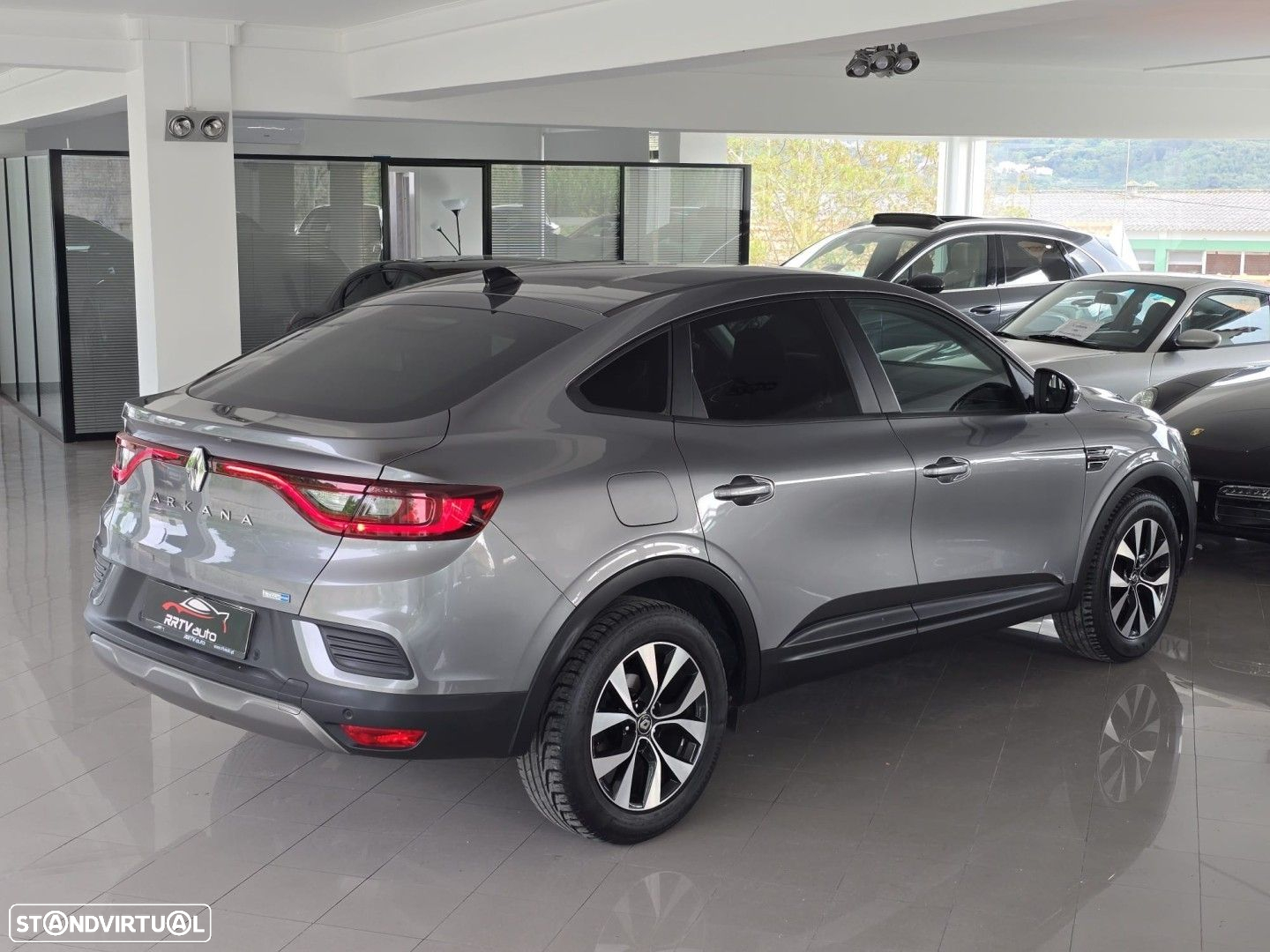 Renault Arkana 1.6 E-Tech Full Hybrid Techno - 4