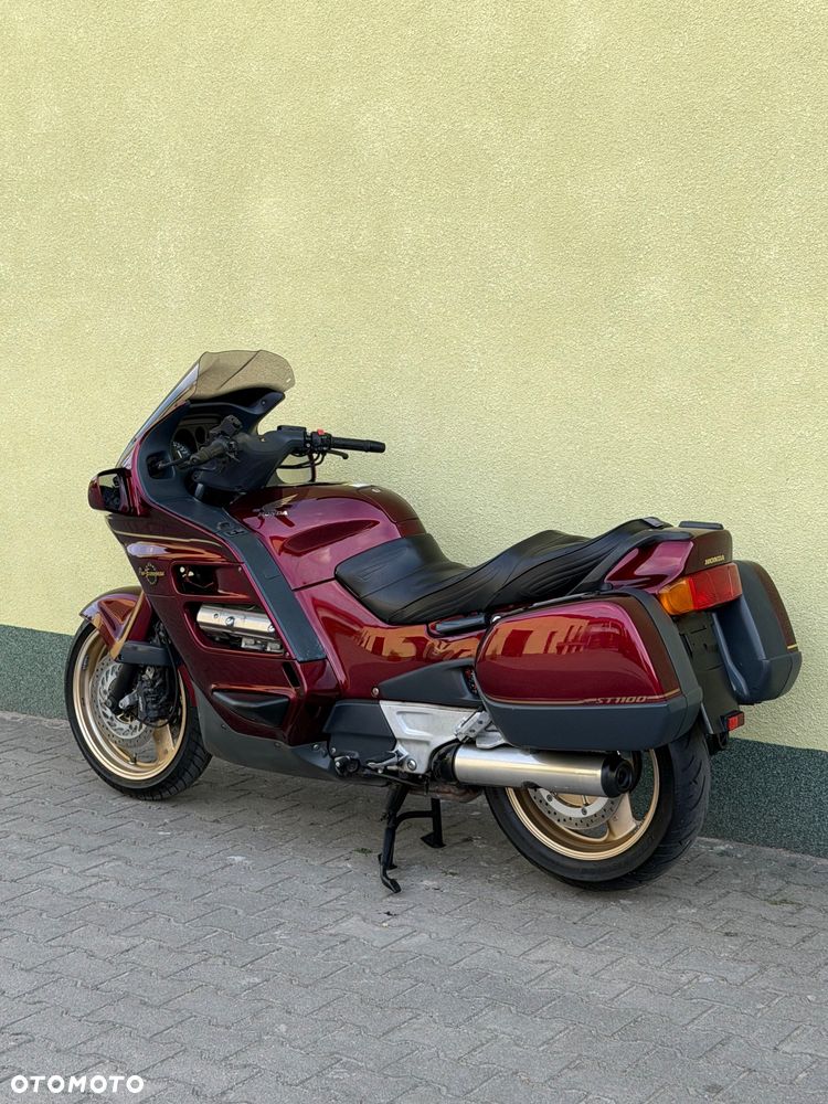 Honda ST - 19
