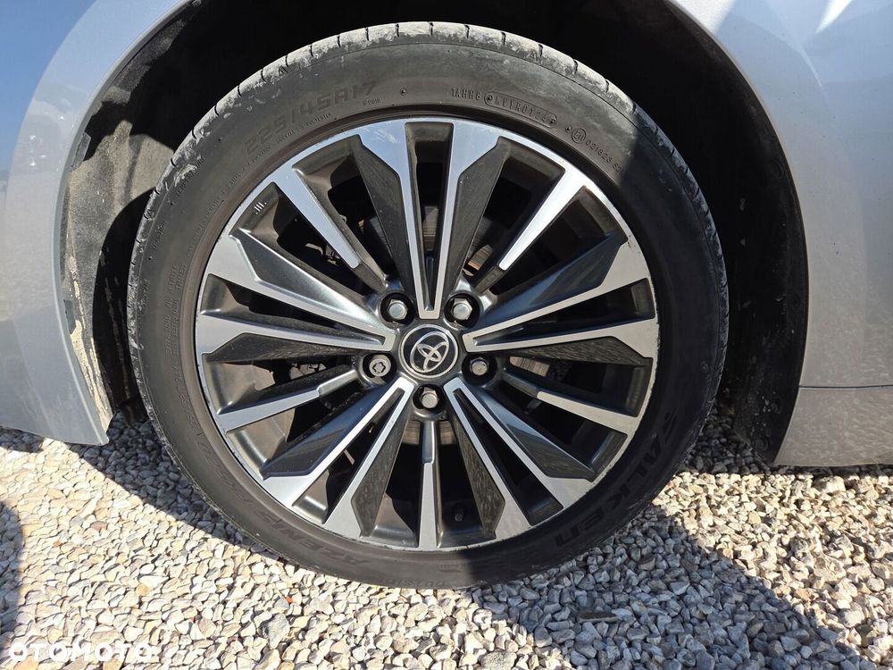 Toyota Corolla 2.0 Hybrid Style - 18