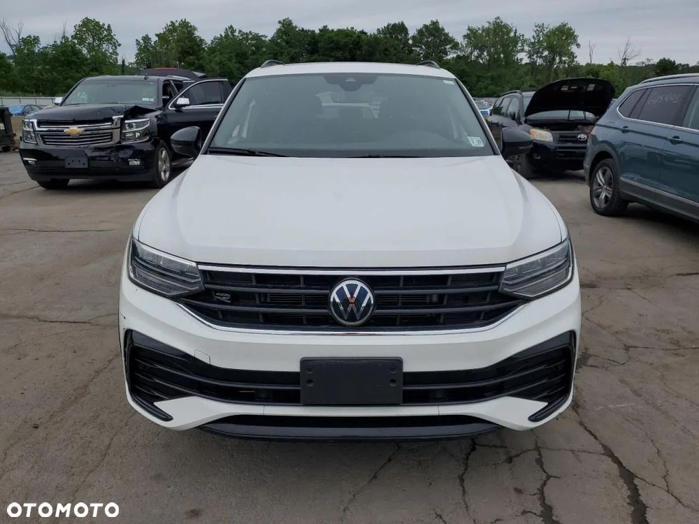 Volkswagen Tiguan - 5