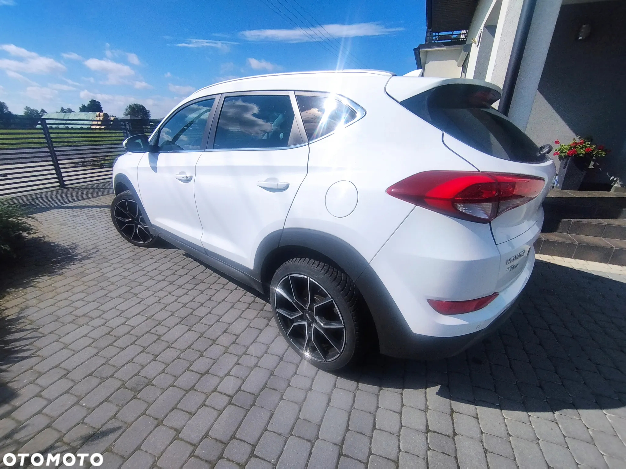 Hyundai Tucson 2.0 CRDI BlueDrive Style 2WD - 6