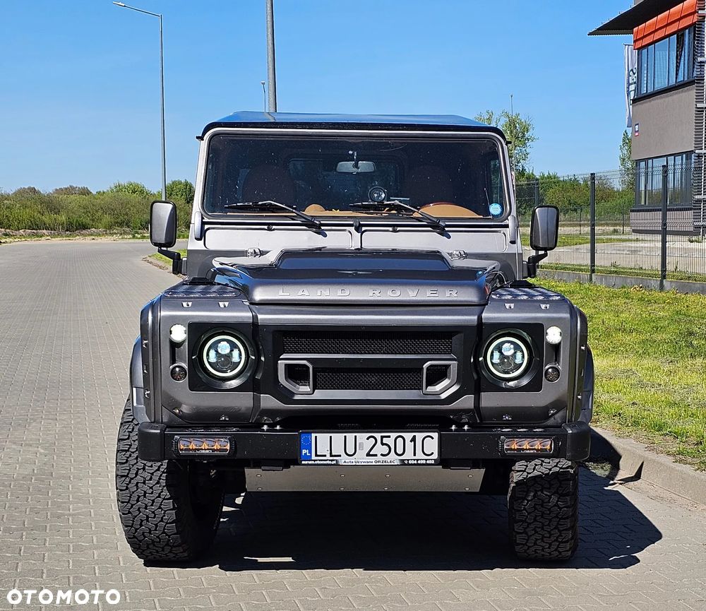 Land Rover Defender 90 Station Wagon SVX - 5