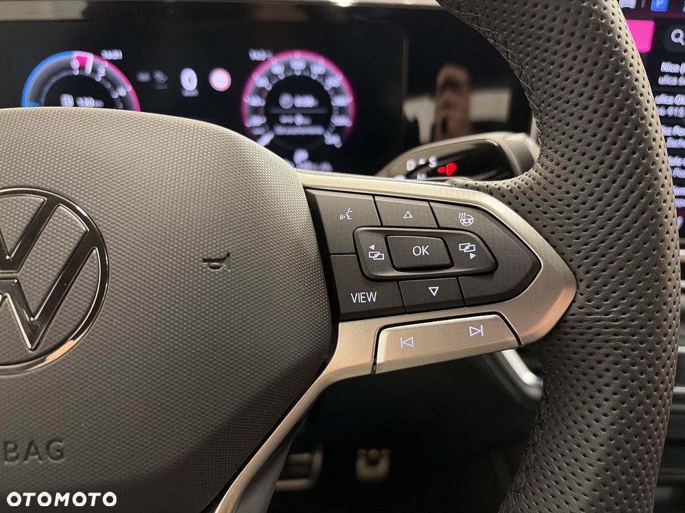 Volkswagen Tiguan - 14