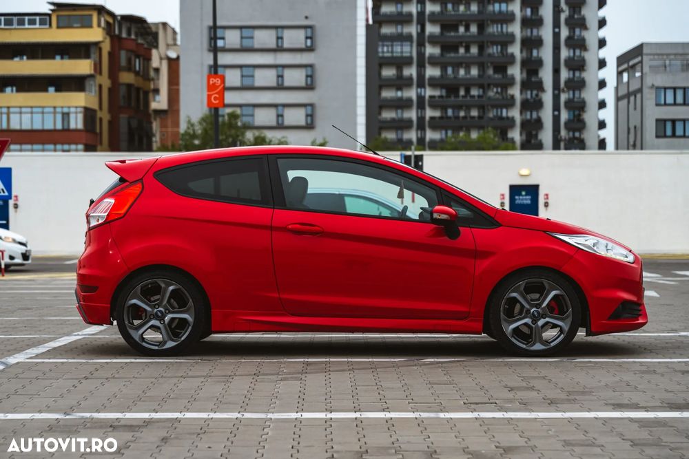 Ford Fiesta 1.6 ST - 19