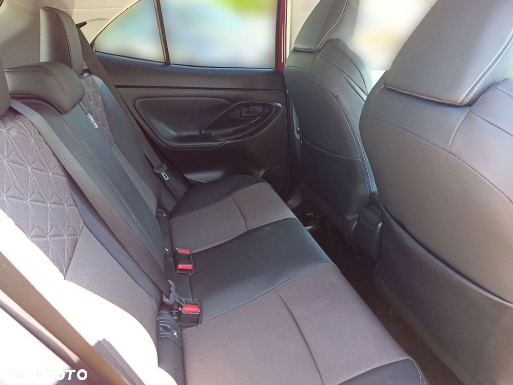 Toyota Yaris Cross Hybrid 1.5 Executive AWD - 10
