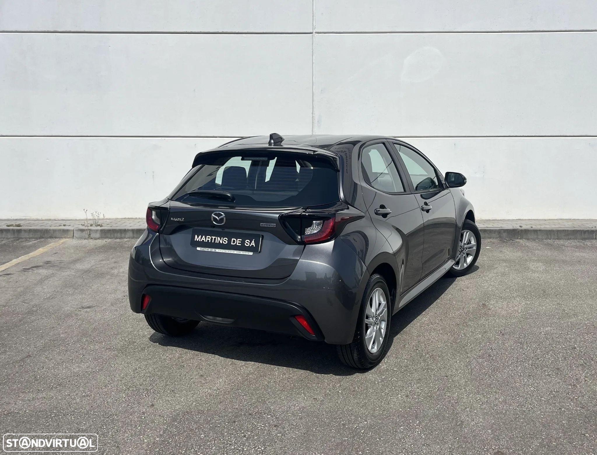 Mazda 2 1.5 L Hybrid VVT-i Centre-Line - 2