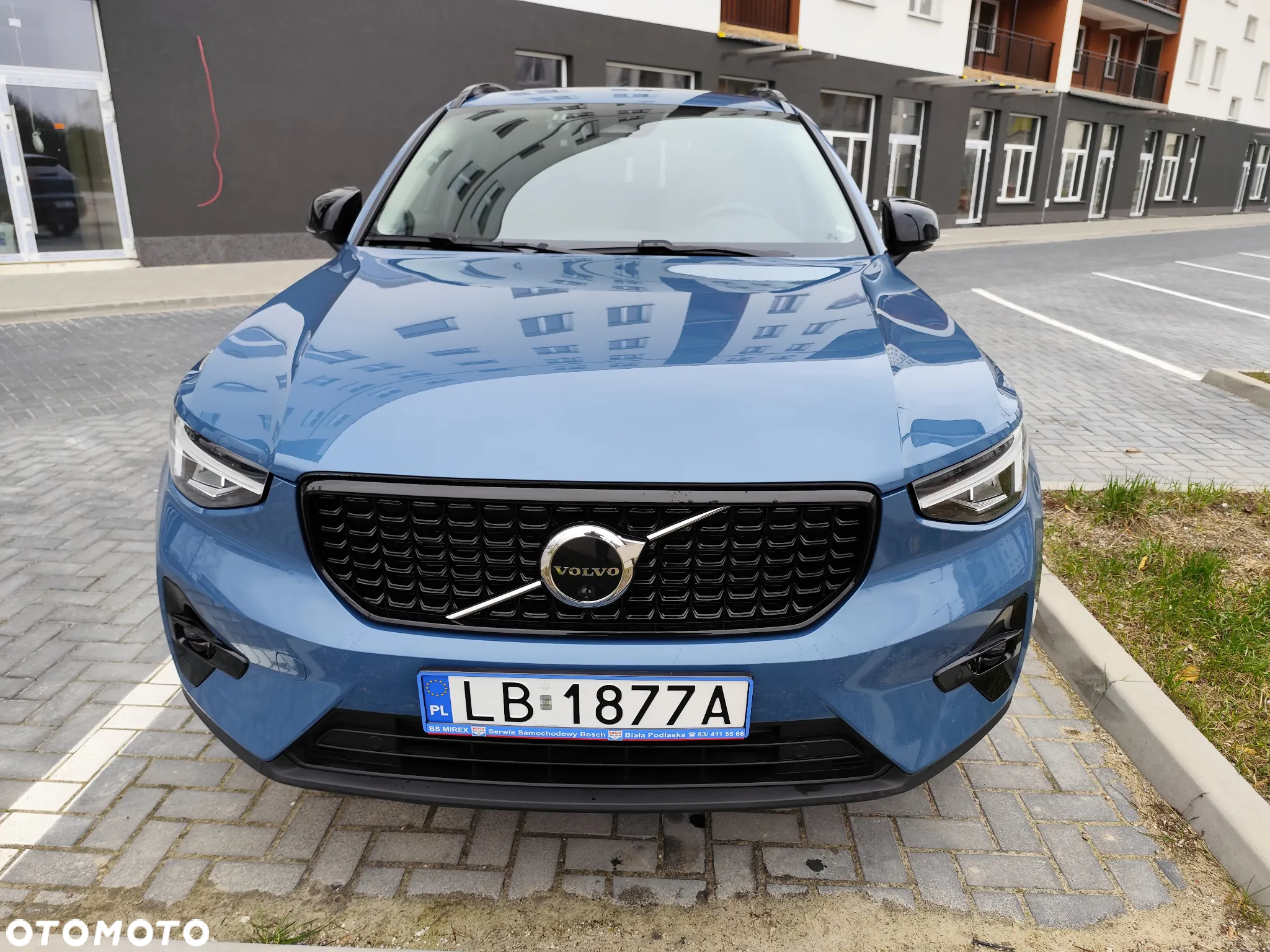 Volvo XC 40 B5 AWD Ultimate Dark - 2