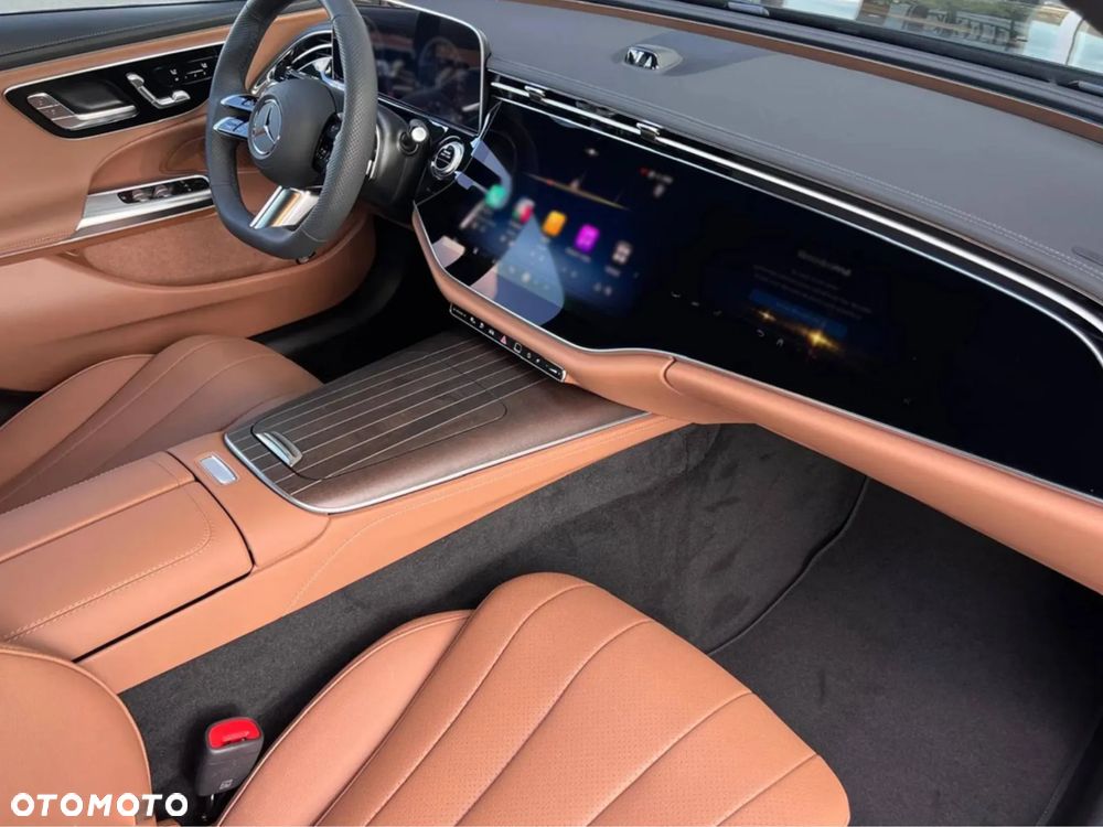 Mercedes-Benz Klasa E 200 4-Matic AMG - 5