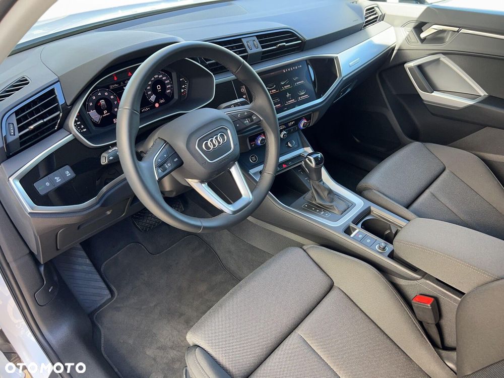 Audi Q3 Sportback - 19