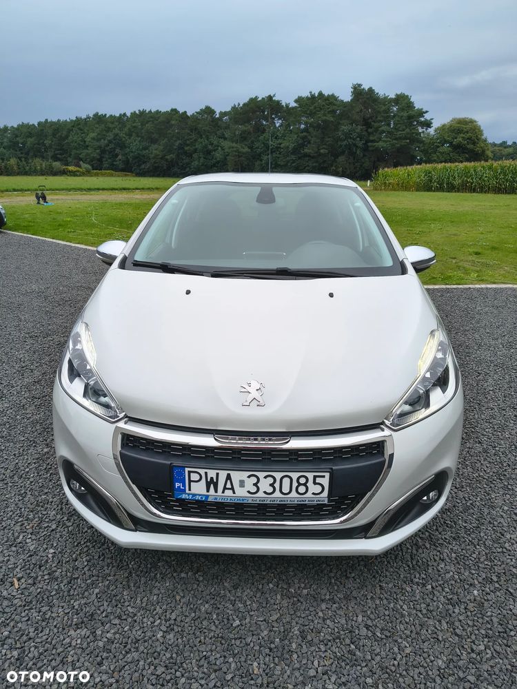 Peugeot 208 - 3