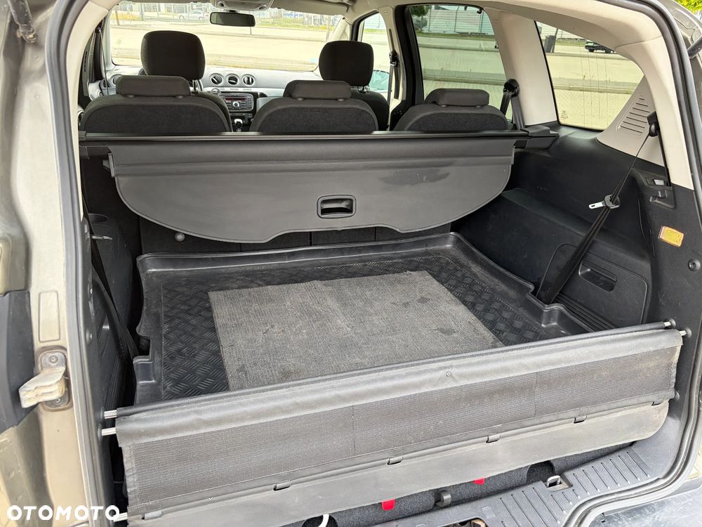 Ford S-Max 1.6 T Titanium - 24