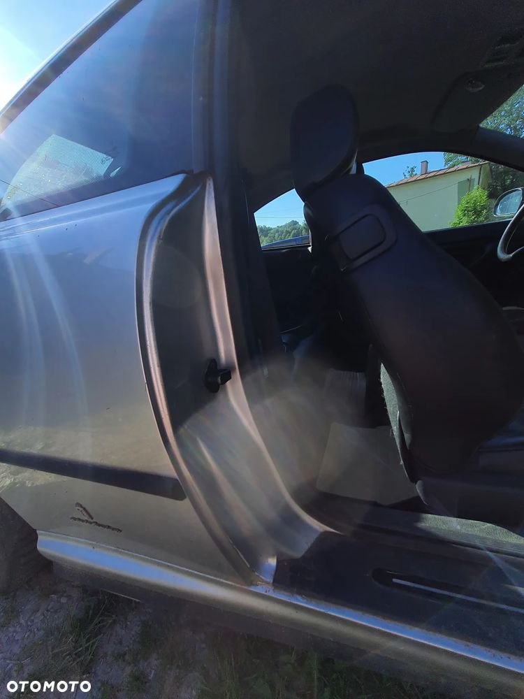 Peugeot 406 1999 photo 4