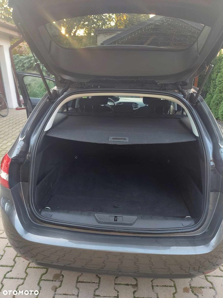 Peugeot 308 1.5 BlueHDi Active S&S EAT8 - 12