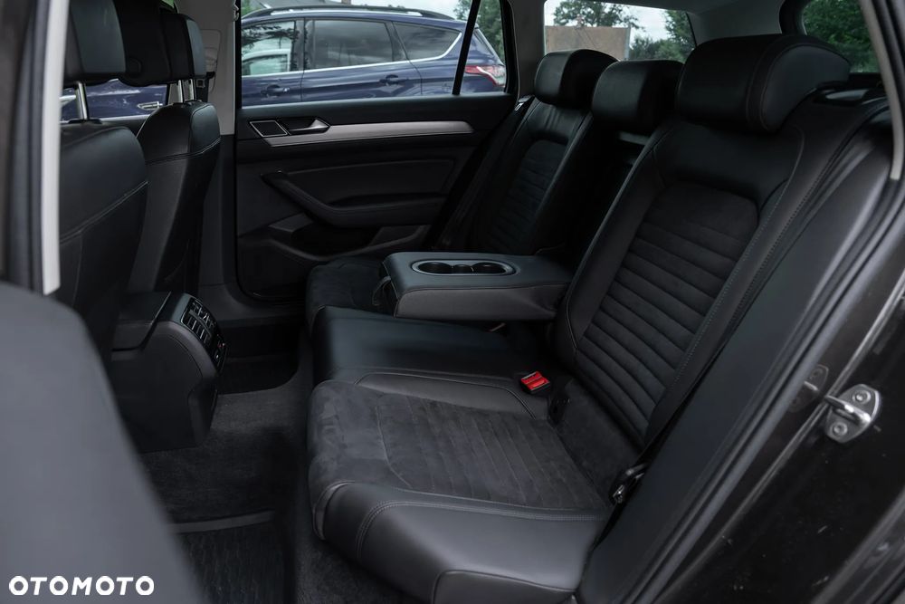 Volkswagen Passat Variant - 7