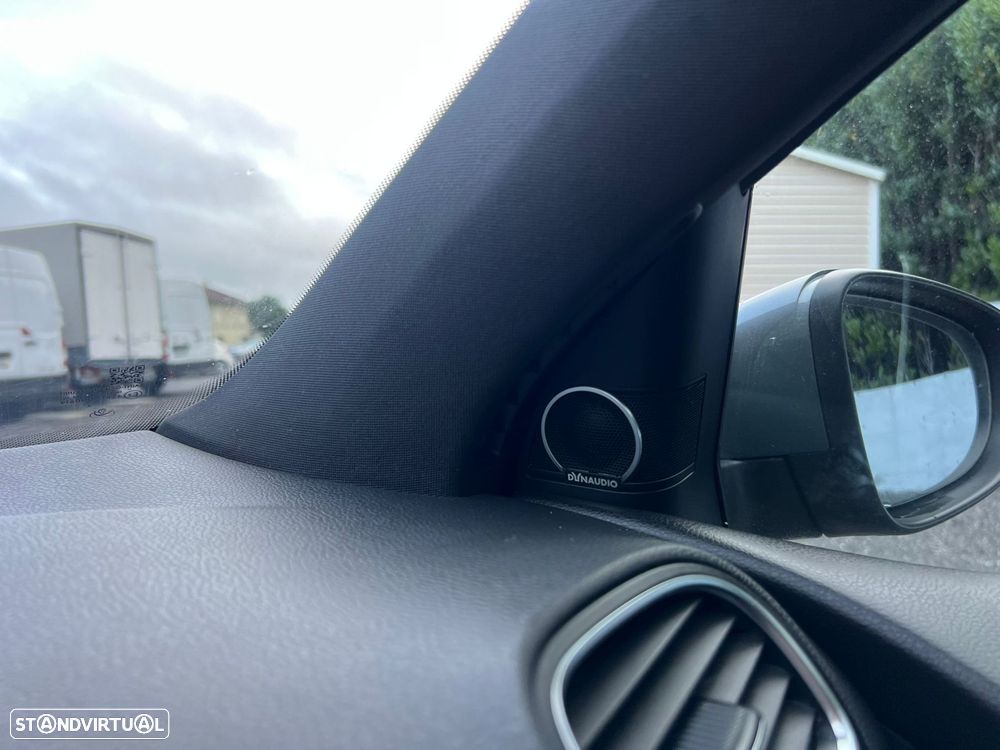 VW Golf 2.0 TSi GTI DSG - 33