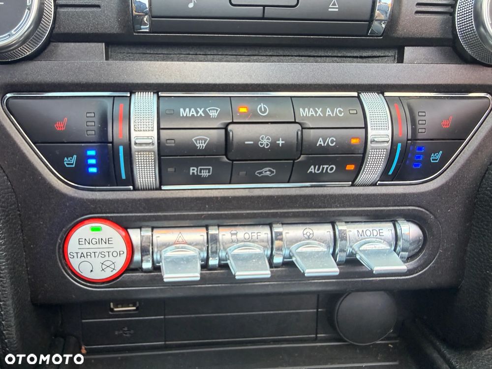 Ford Mustang 3.7 V6 Premium - 20