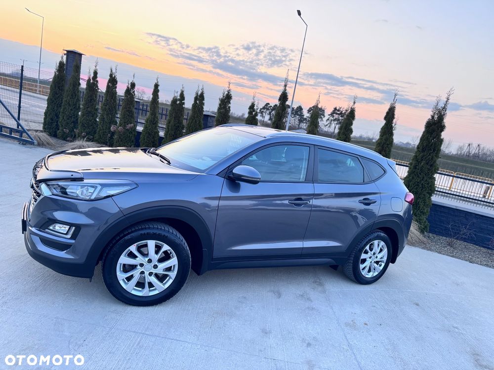 Hyundai Tucson 1.6 GDI BlueDrive Design 2WD - 25