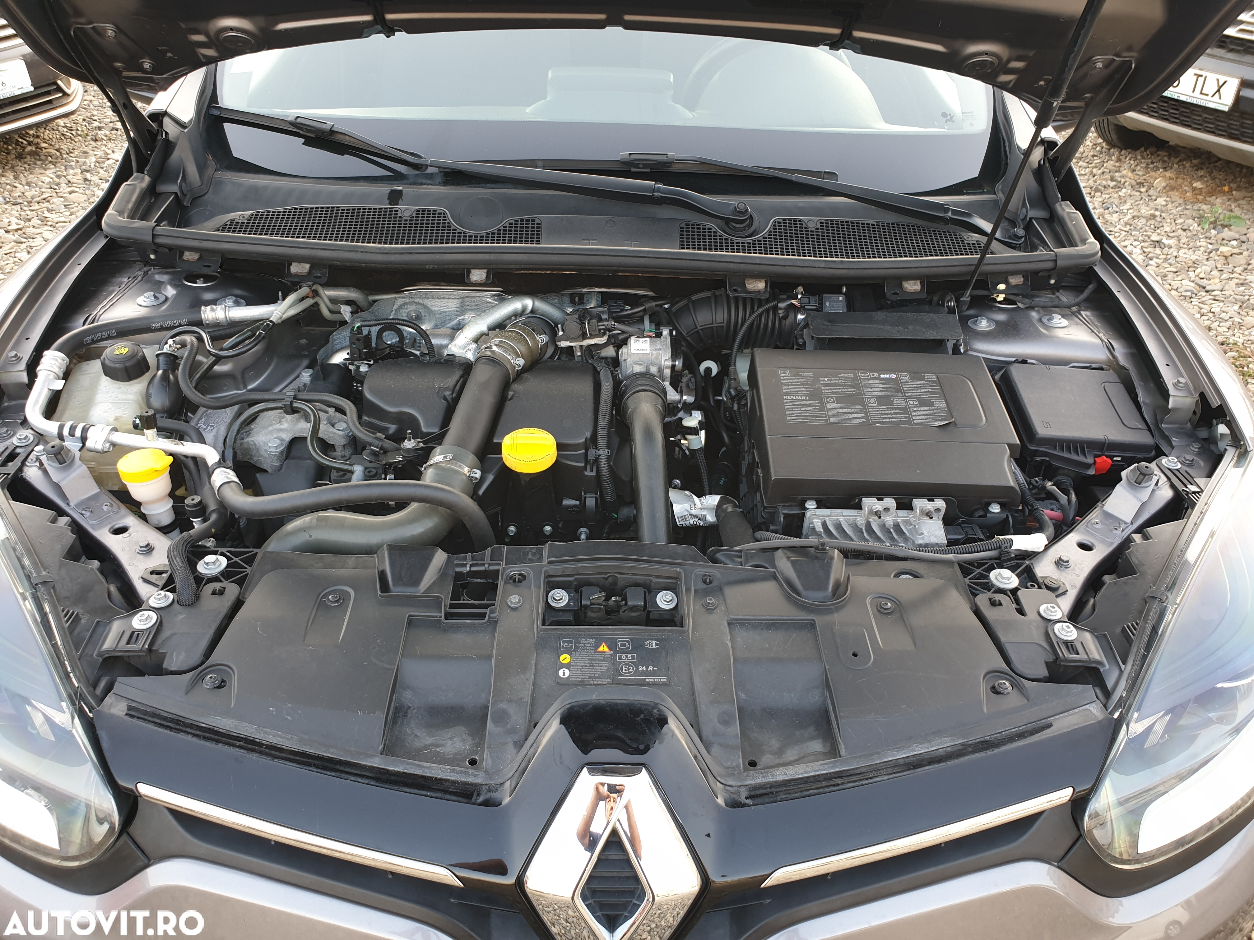 Renault Megane ENERGY dCi 110 Start & Stop LIMITED - 17