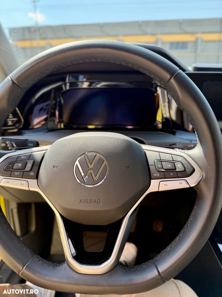 Volkswagen Golf 1.5 eTSI ACT DSG MHEV Style - 3