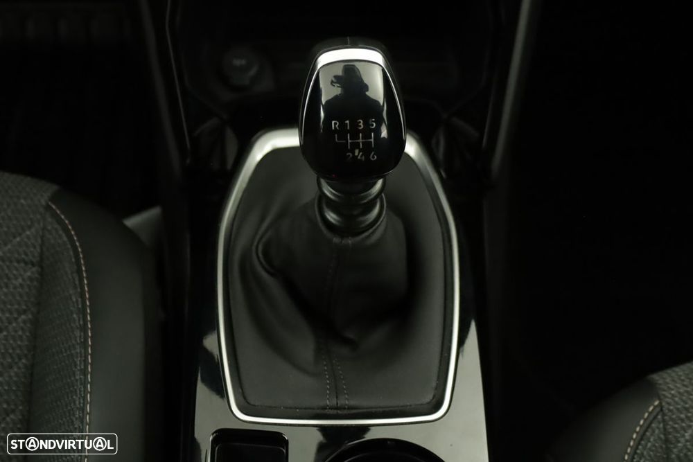 Peugeot 2008 1.2 PureTech Allure - 13