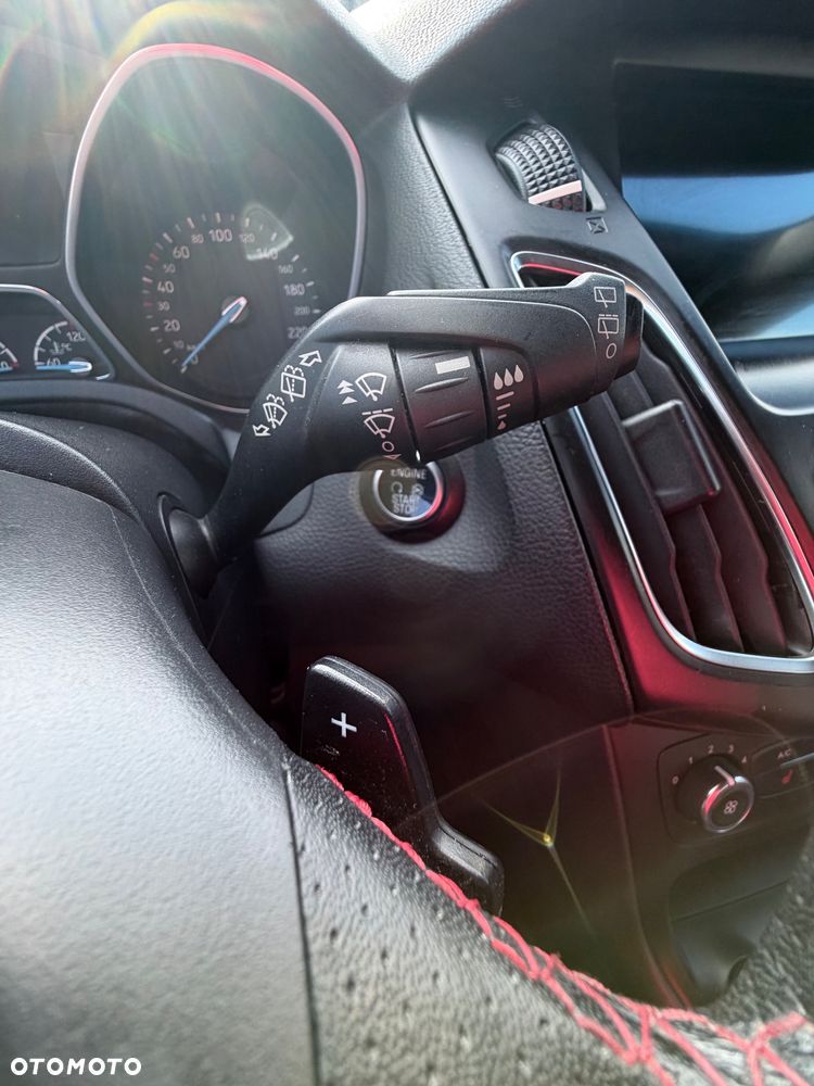 Ford Focus 2.0 TDCi ST-Line Black ASS PowerShift - 15