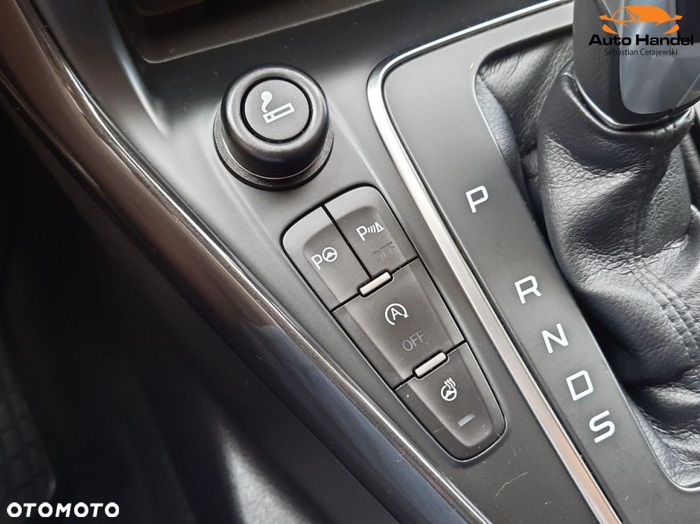 Ford Focus 1.5 EcoBoost STart-Stopp-System TITANIUM - 36