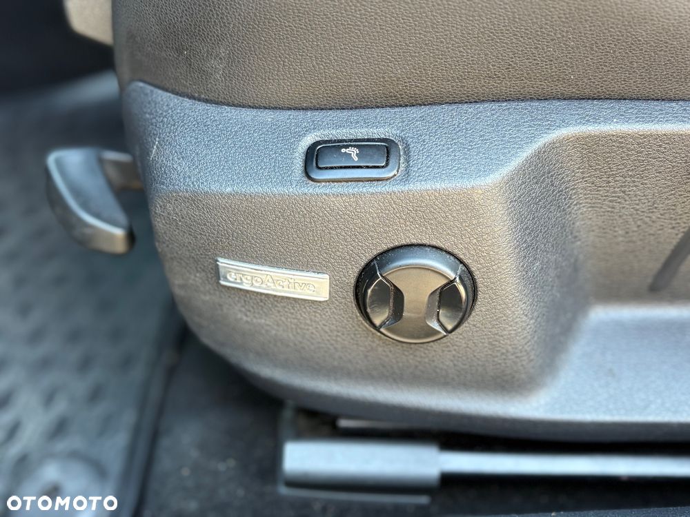 Volkswagen Golf 1.6 TDI 4Motion BlueMotion Technology Comfortline - 11