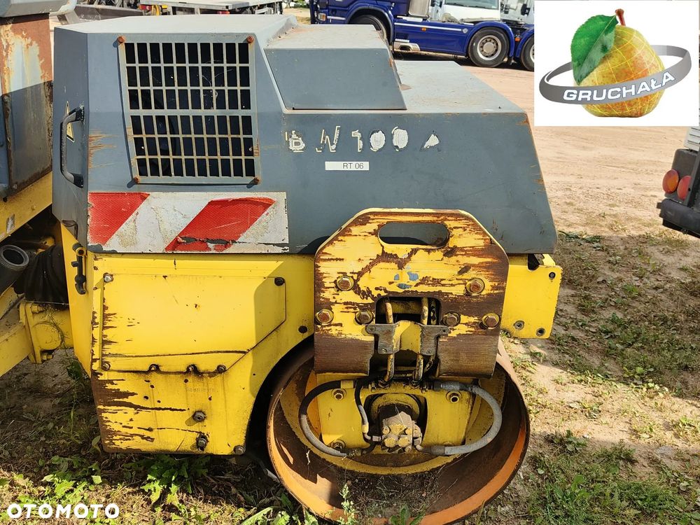 Maska klapa pokrywa silnika walec BOMAG BW 100 AC-3 - 1