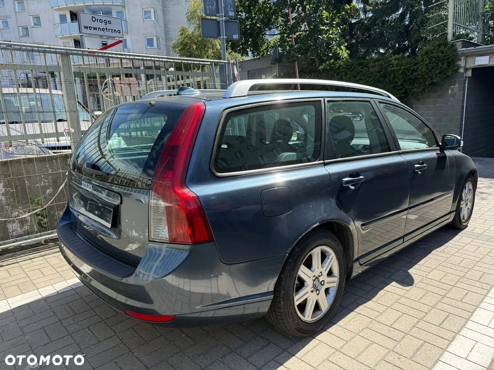 Volvo V50 2.0D Summum - 2