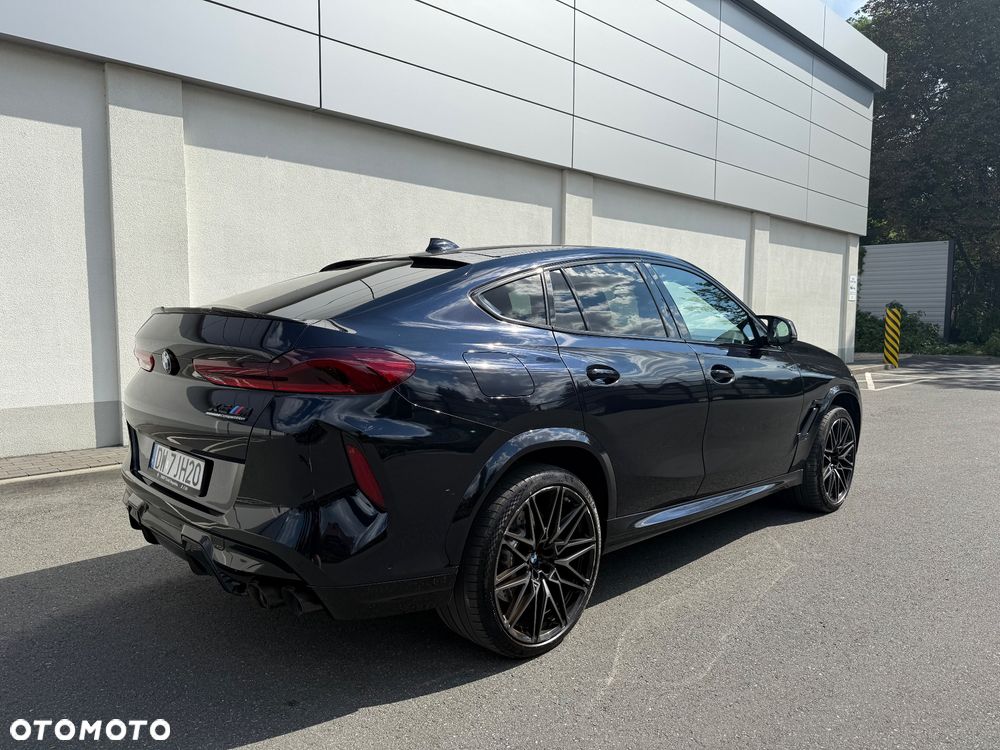 BMW X6M - 24