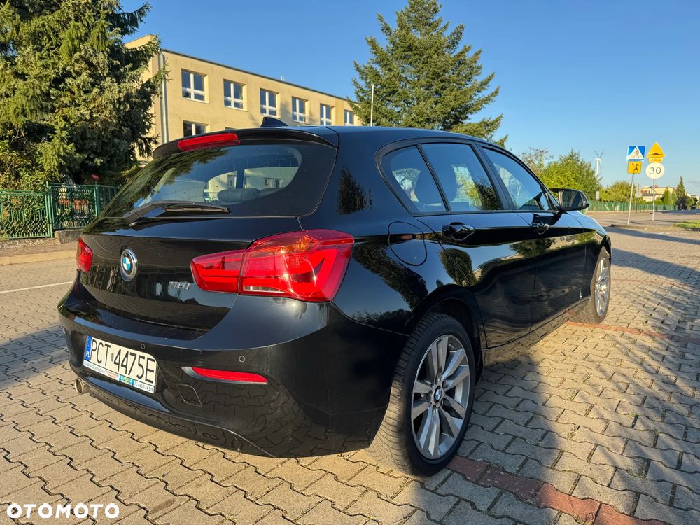 BMW Seria 1 118i Sport Line - 10