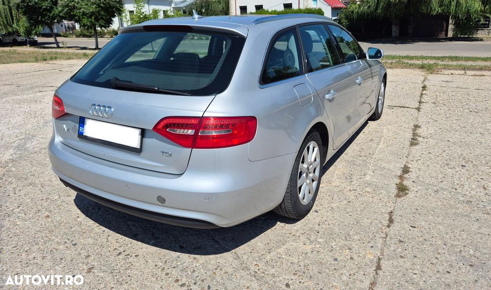 Audi A4 Avant - 4