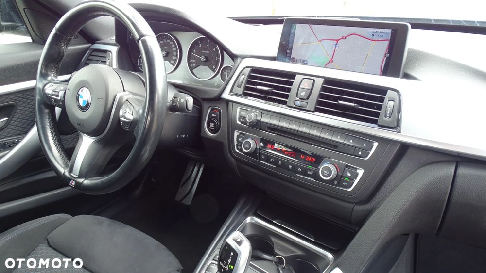 BMW 3GT 325d M Sport - 12