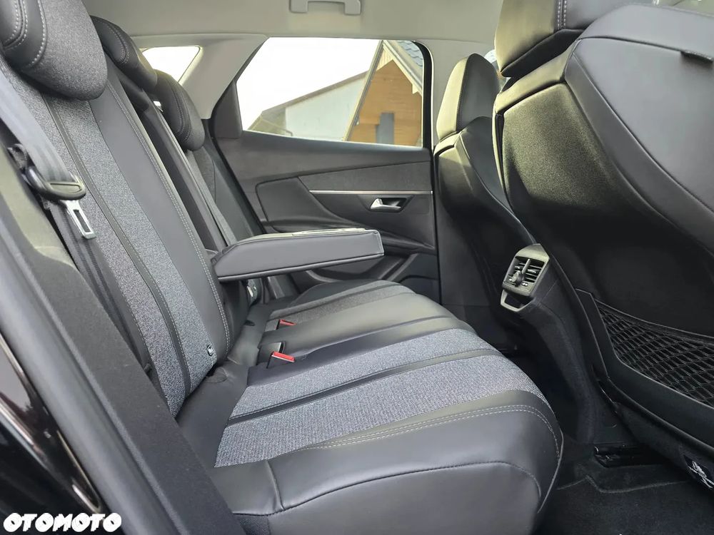 Peugeot 3008 2.0 BlueHDi Allure - 30