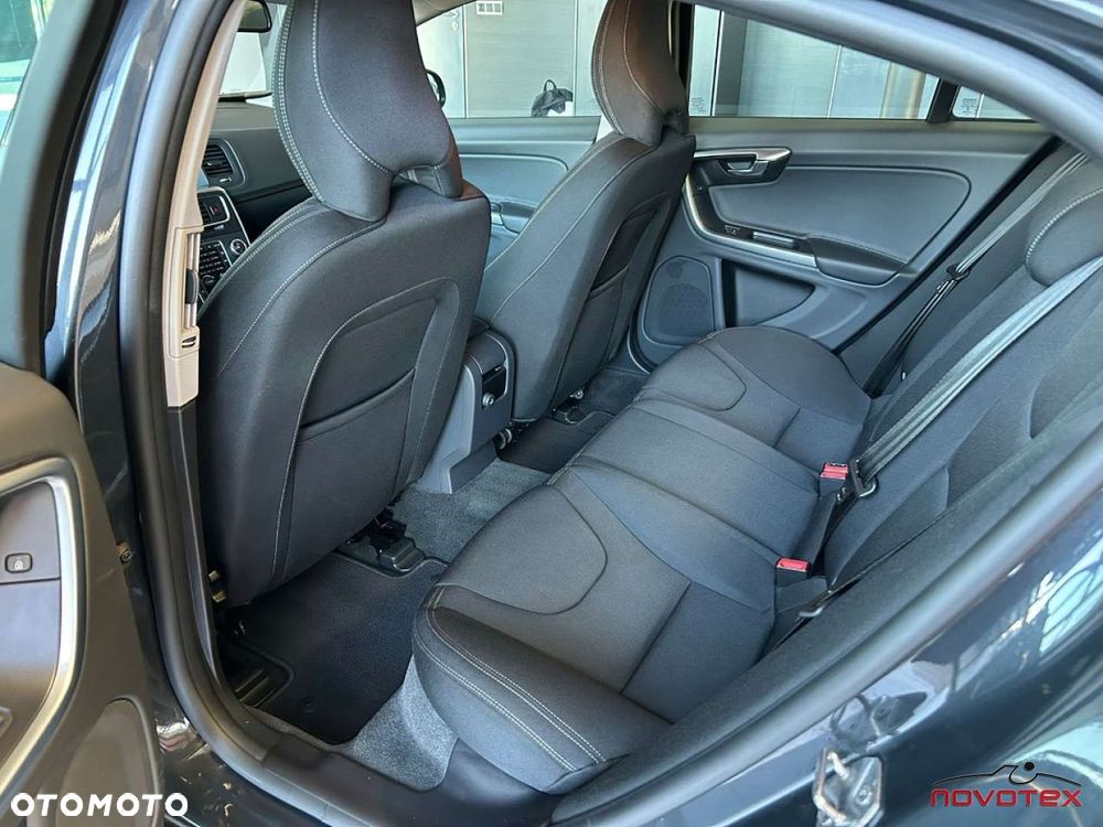 Volvo S60 - 14