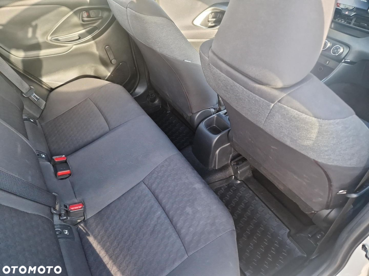 Toyota Yaris 1.0 Comfort - 22